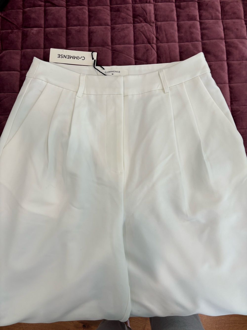 Commense -White Pleated Wide-Leg Pants